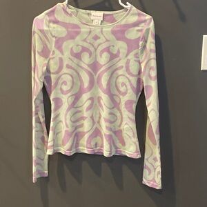 Find Me Now cute unique purple& green long sleeved top excellent condition